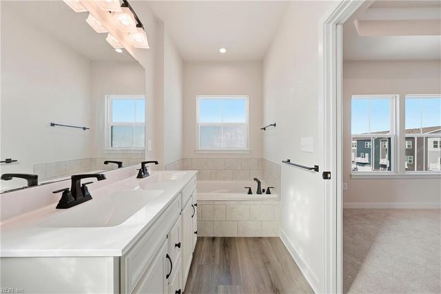 314 Fost BLVD, Moyock, NC 27958