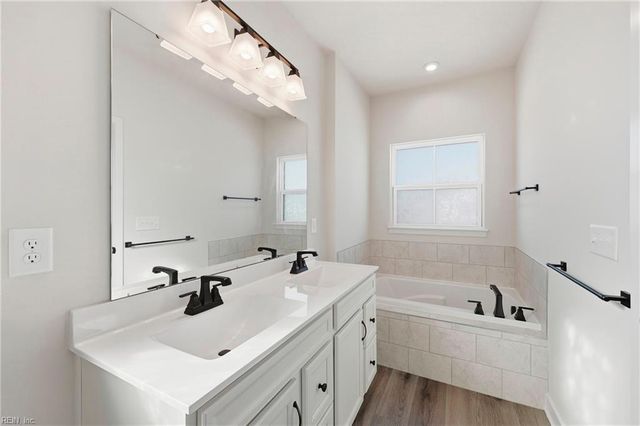 314 Fost BLVD, Moyock, NC 27958