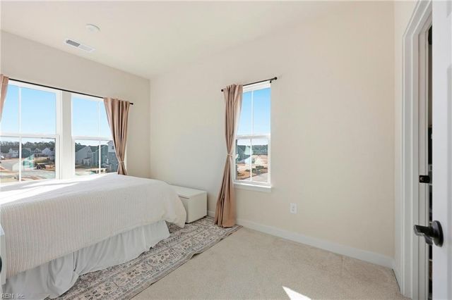 314 Fost BLVD, Moyock, NC 27958