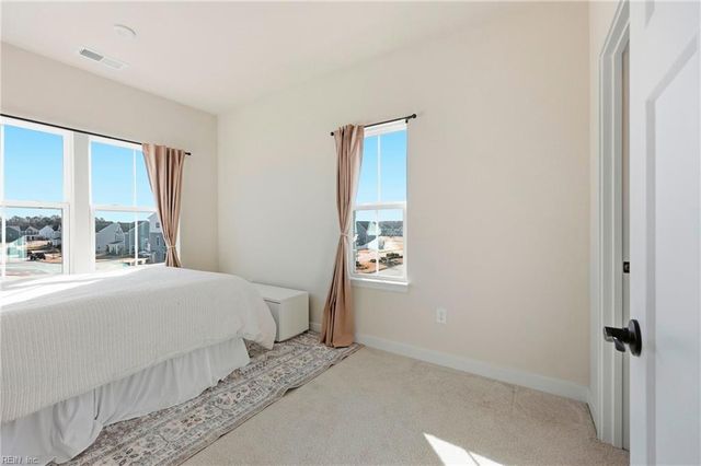 314 Fost BLVD, Moyock, NC 27958