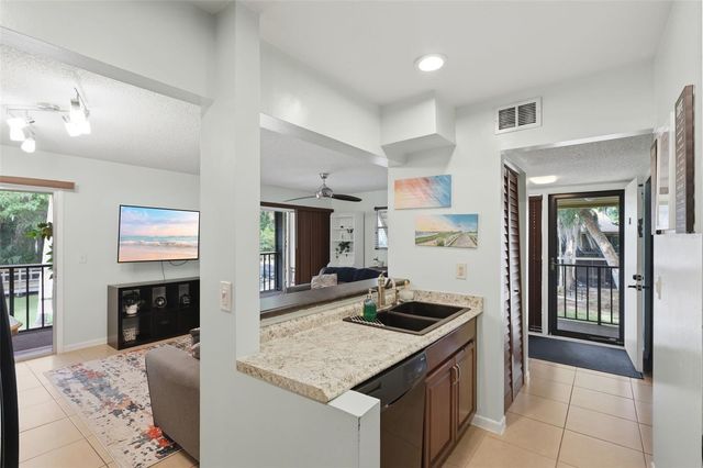 140 ORCHID WOODS COURT 13B, Deltona, FL 32725