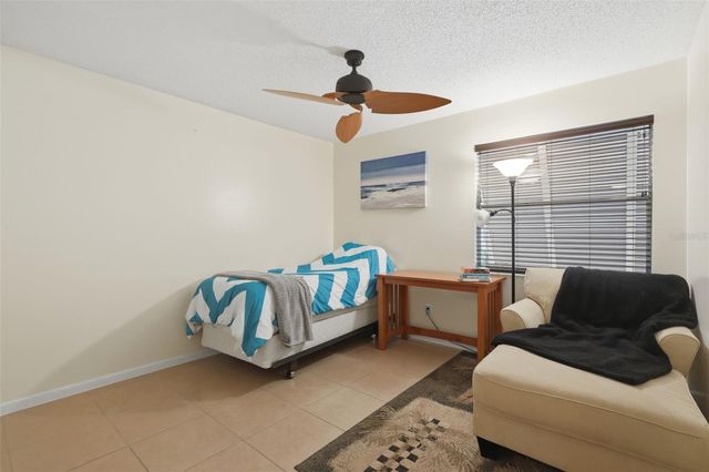 140 ORCHID WOODS COURT 13B, Deltona, FL 32725