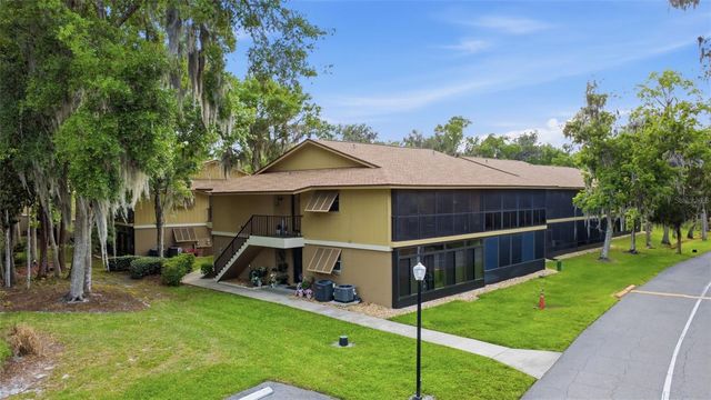 140 ORCHID WOODS COURT 13B, Deltona, FL 32725