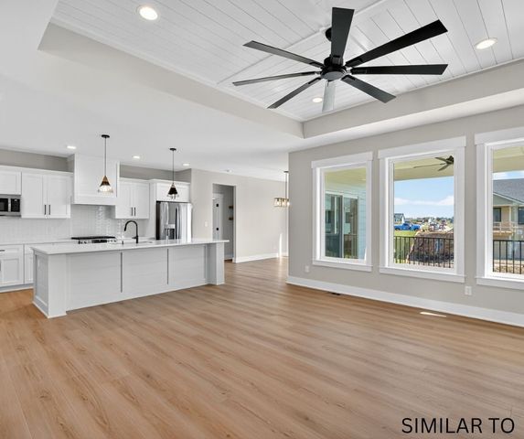 3800 Fieldstone Drive, Waukee, IA 50263