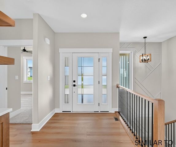 3800 Fieldstone Drive, Waukee, IA 50263