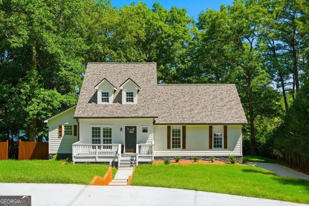 7900 Sweetwater Drive, Douglasville, GA 30135