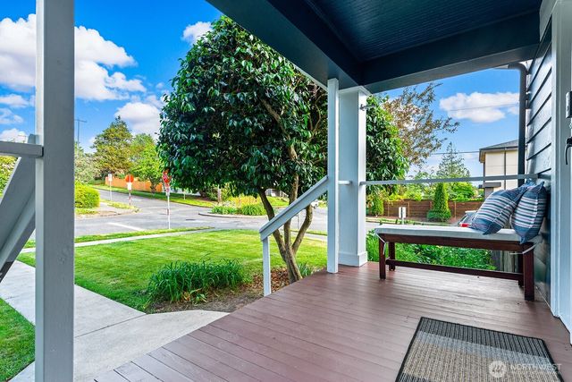 5455 42nd Avenue SW, Seattle, WA 98136