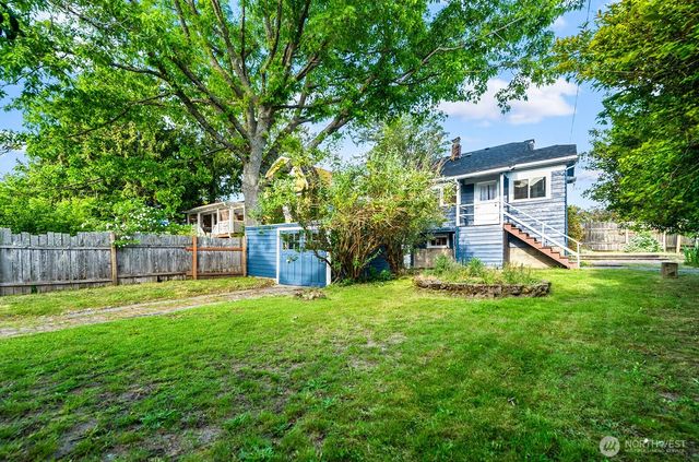 5455 42nd Avenue SW, Seattle, WA 98136