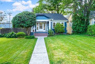 5455 42nd Avenue SW, Seattle, WA 98136