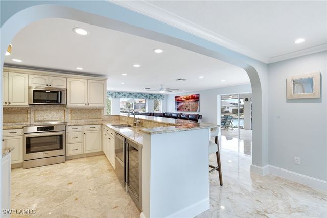 418 Tarpon CT, Marco Island, FL 34145