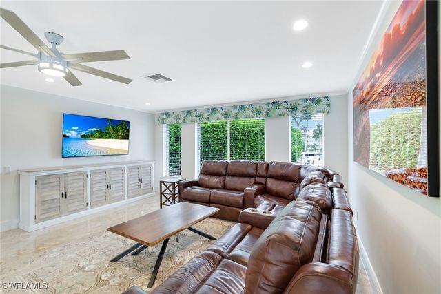 418 Tarpon CT, Marco Island, FL 34145