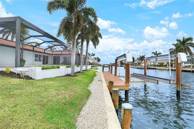 418 Tarpon CT, Marco Island, FL 34145
