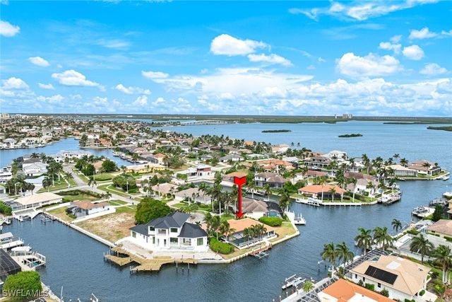 418 Tarpon CT, Marco Island, FL 34145