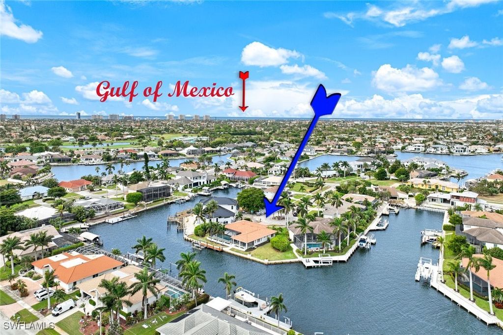 418 Tarpon CT, Marco Island, FL 34145