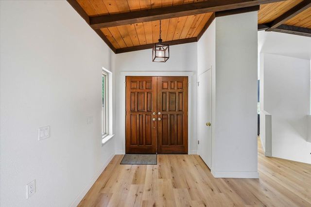11551 Tree Top Cir, Nevada City, CA 95959