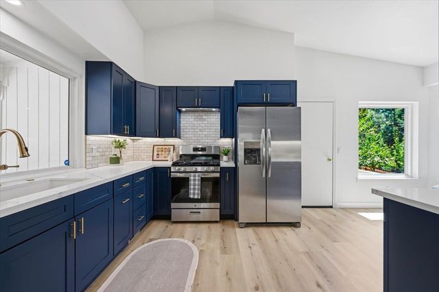 11551 Tree Top Cir, Nevada City, CA 95959