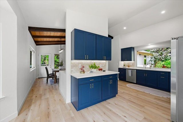 11551 Tree Top Cir, Nevada City, CA 95959