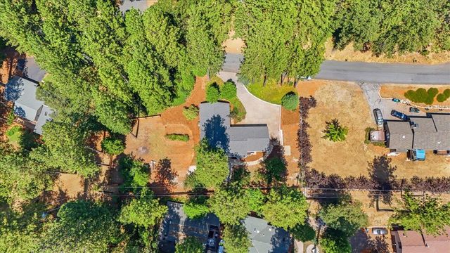 11551 Tree Top Cir, Nevada City, CA 95959