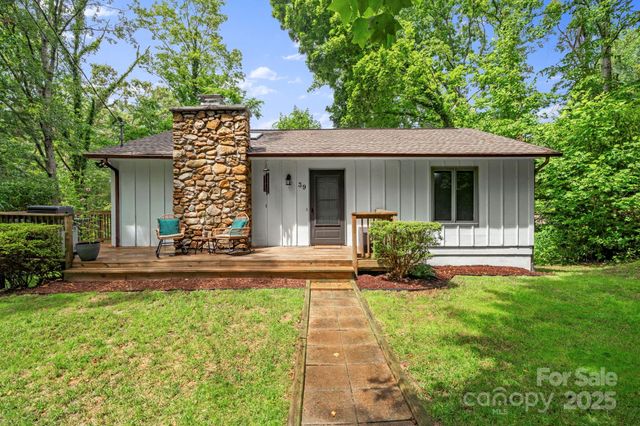 39 Spooks Branch Extension, Asheville, NC 28804