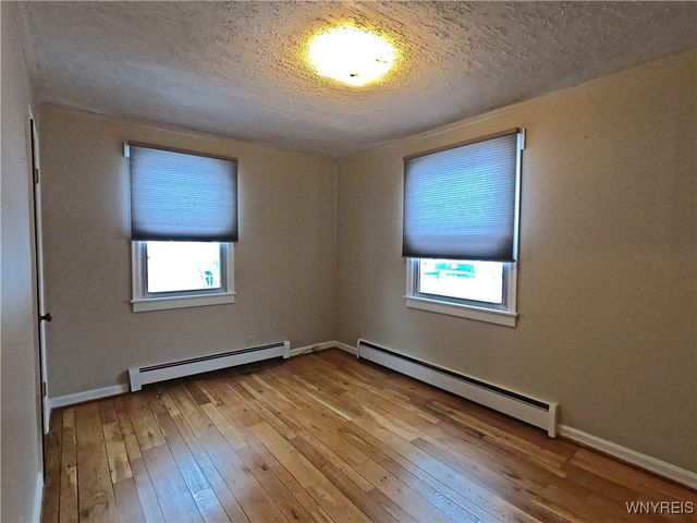 136 Midland Avenue, Tonawanda, NY 14223