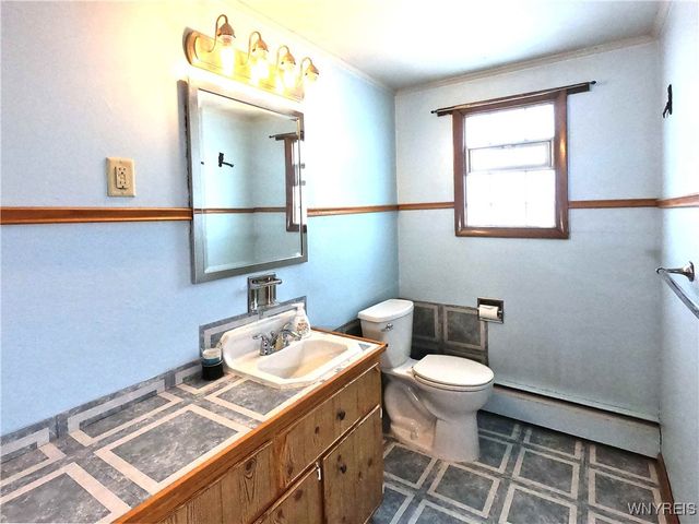 136 Midland Avenue, Tonawanda, NY 14223