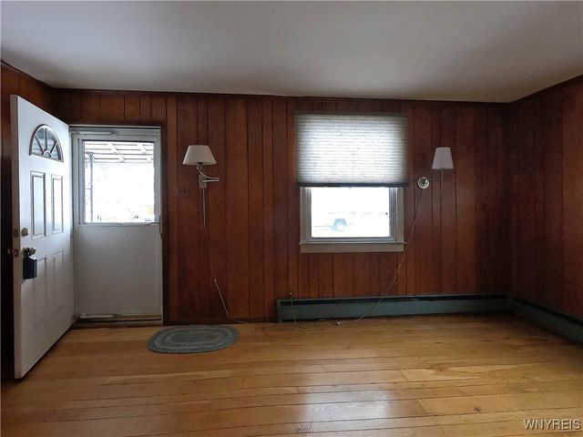 136 Midland Avenue, Tonawanda, NY 14223