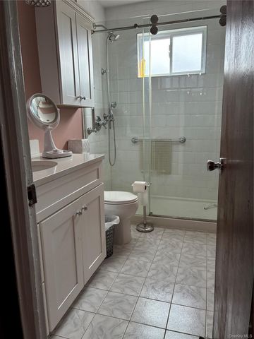 2216 Seward Avenue, Bronx, NY 10473