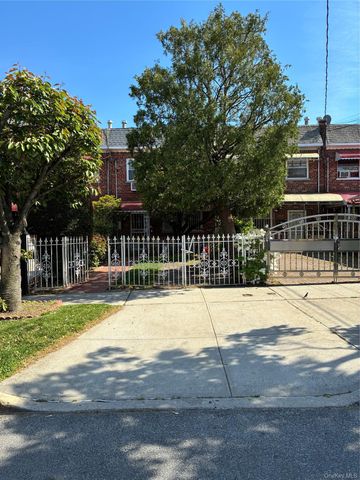 2216 Seward Avenue, Bronx, NY 10473