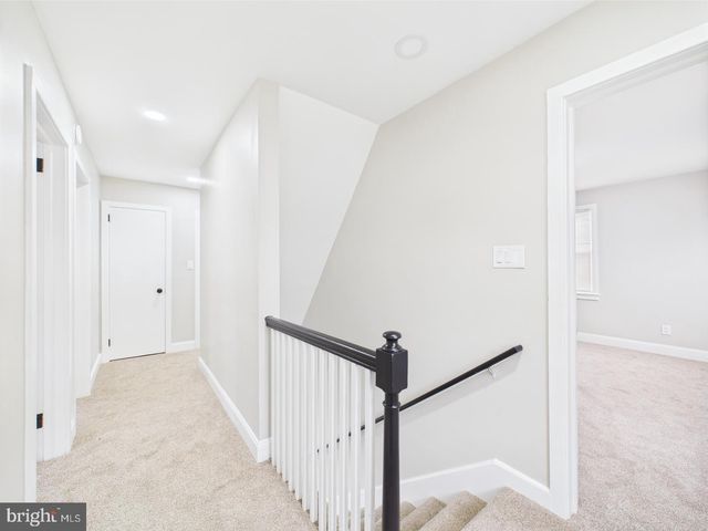 28 S QUEEN ST, Dover, DE 19904