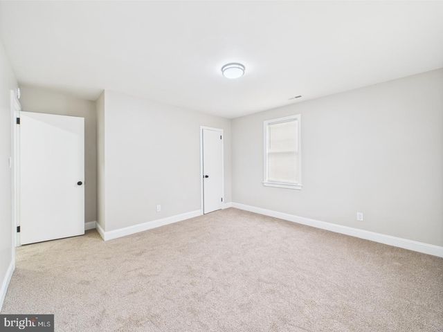 28 S QUEEN ST, Dover, DE 19904