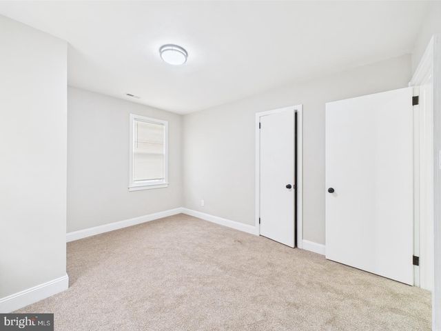 28 S QUEEN ST, Dover, DE 19904