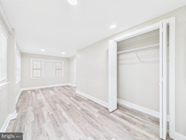 28 S QUEEN ST, Dover, DE 19904