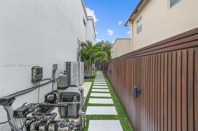 436 NE 10th Avenue, Fort Lauderdale, FL 33301