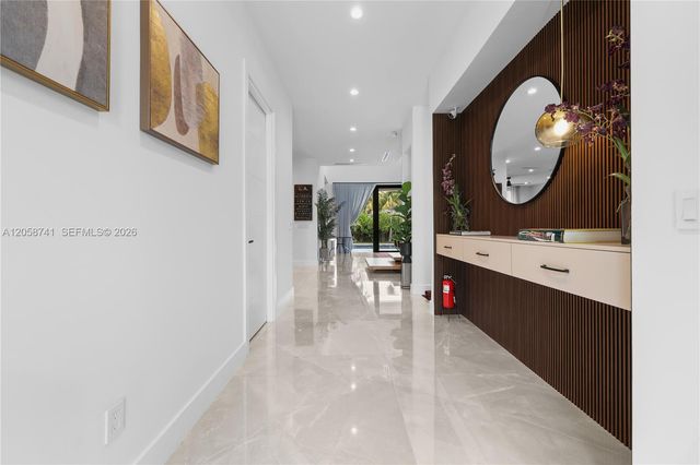 436 NE 10th Avenue, Fort Lauderdale, FL 33301