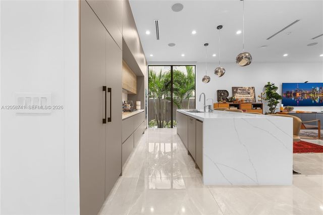 436 NE 10th Avenue, Fort Lauderdale, FL 33301