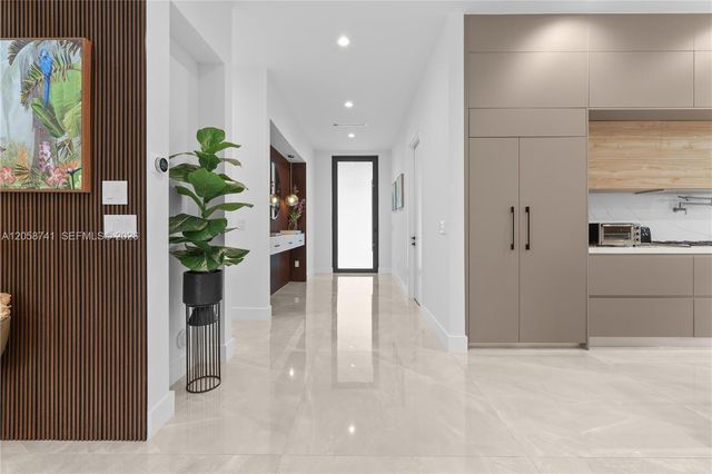 436 NE 10th Avenue, Fort Lauderdale, FL 33301