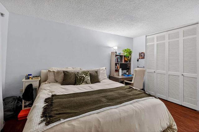 4011 N Meridian Avenue 32, Miami Beach, FL 33140