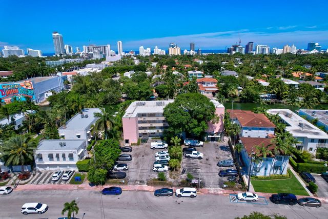 4011 N Meridian Avenue 32, Miami Beach, FL 33140