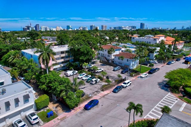 4011 N Meridian Avenue 32, Miami Beach, FL 33140