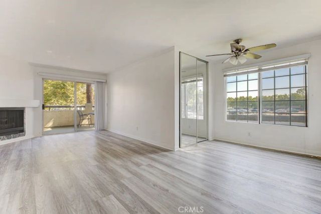 5515 Canoga Ave 105, Woodland Hills, CA 91367