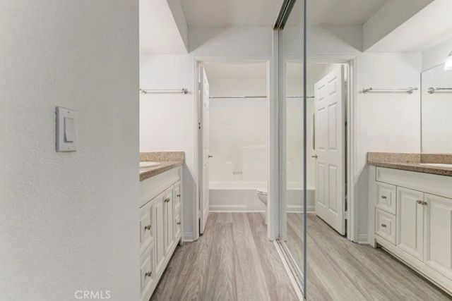 5515 Canoga Ave 105, Woodland Hills, CA 91367