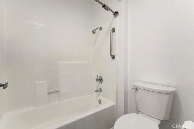 5515 Canoga Ave 105, Woodland Hills, CA 91367