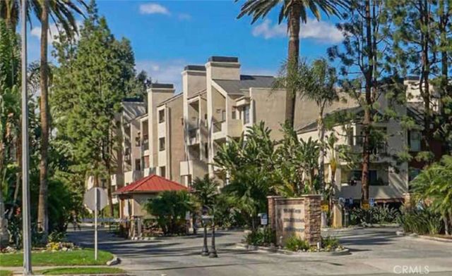 5515 Canoga Ave 105, Woodland Hills, CA 91367