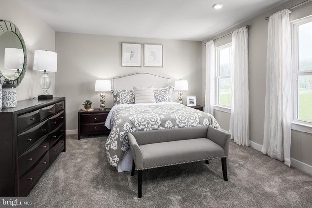 1923 ACAPULCO CT, Martinsburg, WV 25403