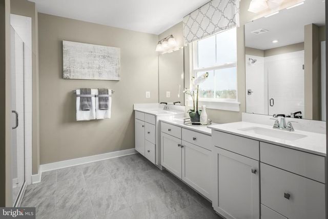 1923 ACAPULCO CT, Martinsburg, WV 25403