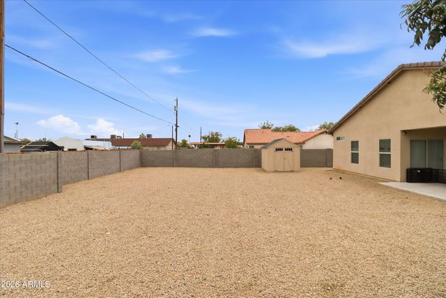 2502 E TAMARISK Avenue, Phoenix, AZ 85040