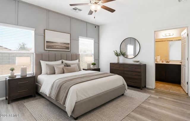 2502 E TAMARISK Avenue, Phoenix, AZ 85040