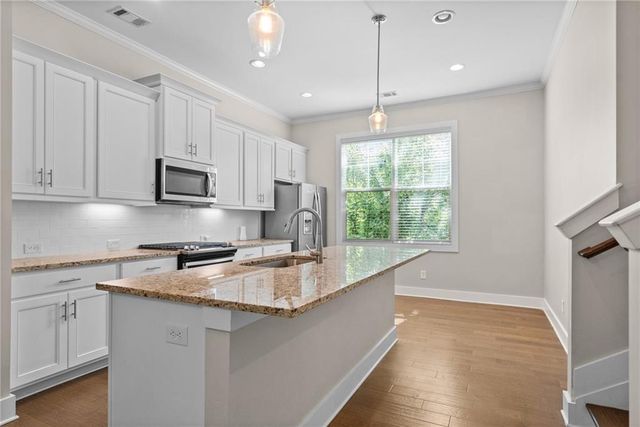 2180 Colvin NW Court, Atlanta, GA 30318