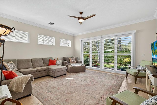 2116 Autumn Lane, Vero Beach, FL 32963