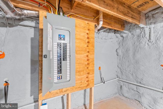 107 FULTON AVE, Baltimore, MD 21223